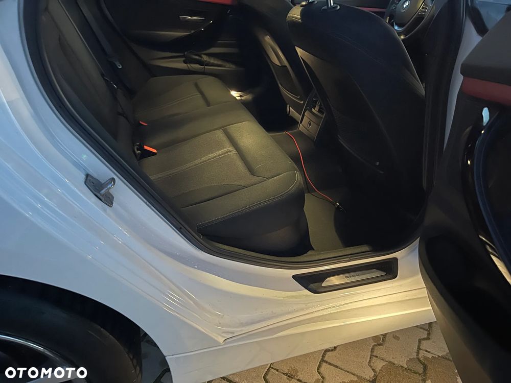 BMW 3GT 320d xDrive - 11