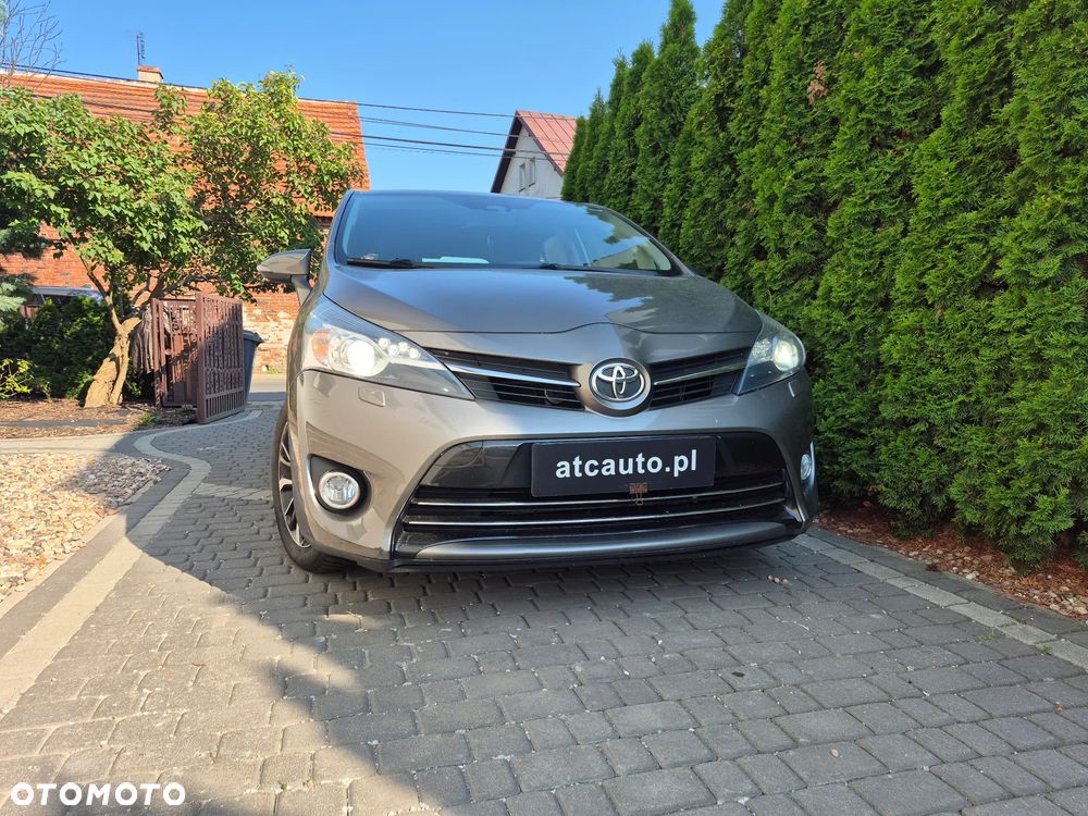 Toyota Verso 1.8 Prestige EU5 MS - 15