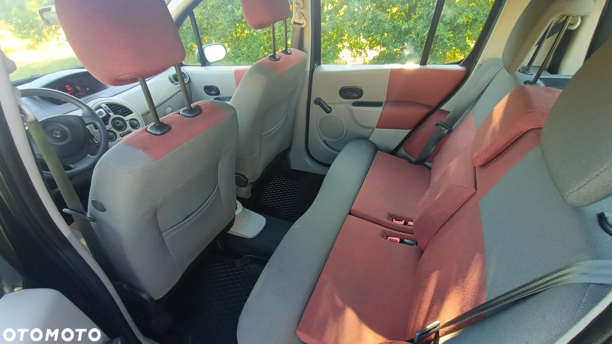 Renault Modus 1.6 16V Authentique - 11