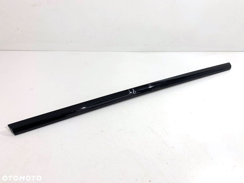 LISTWA ZGARNIAJĄCA TYŁ PRAWY  BMW 2 Gran Coupe (F44) 2019 - 2022 220 i 131 kW [178 KM] benzyna - 1