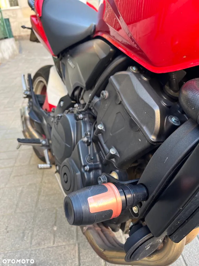Honda CB - 20