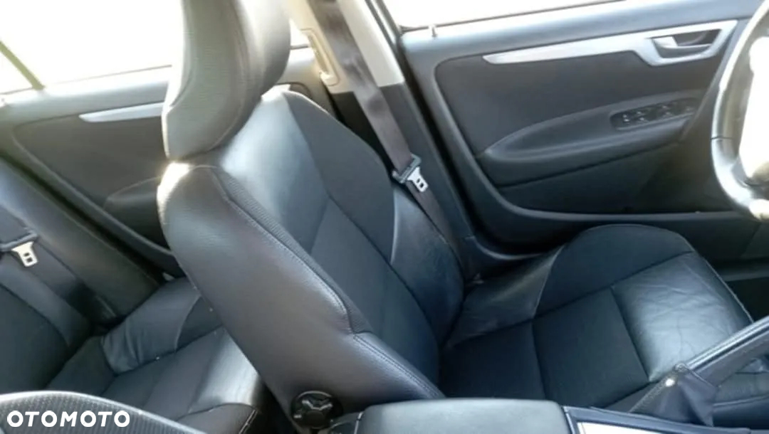 Volvo S60 2.4D5 Kinetic - 11