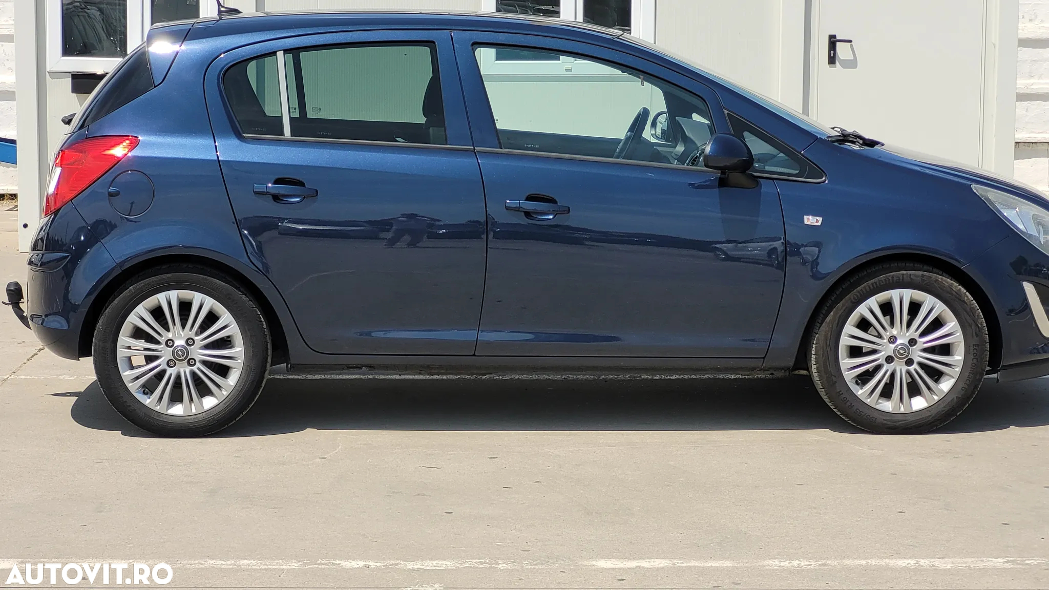 Opel Corsa 1.2 Cosmo - 6