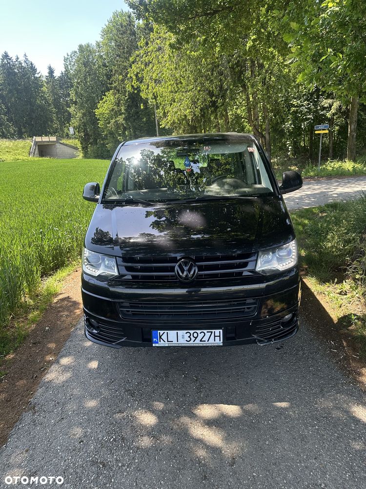 Volkswagen Multivan - 1