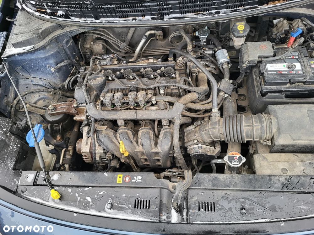 Kia Rio 1.2 L - 13