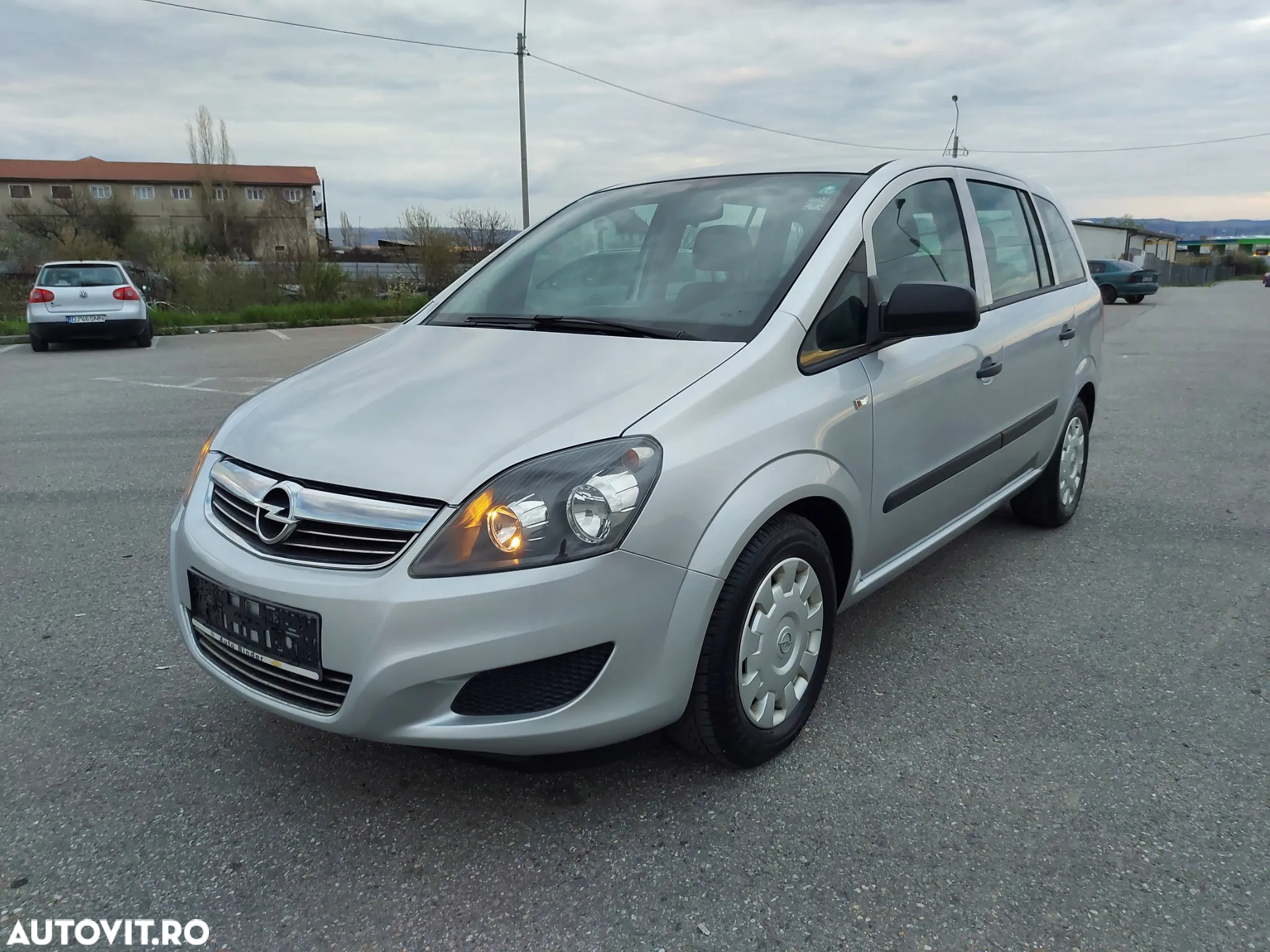 Opel Zafira - 9