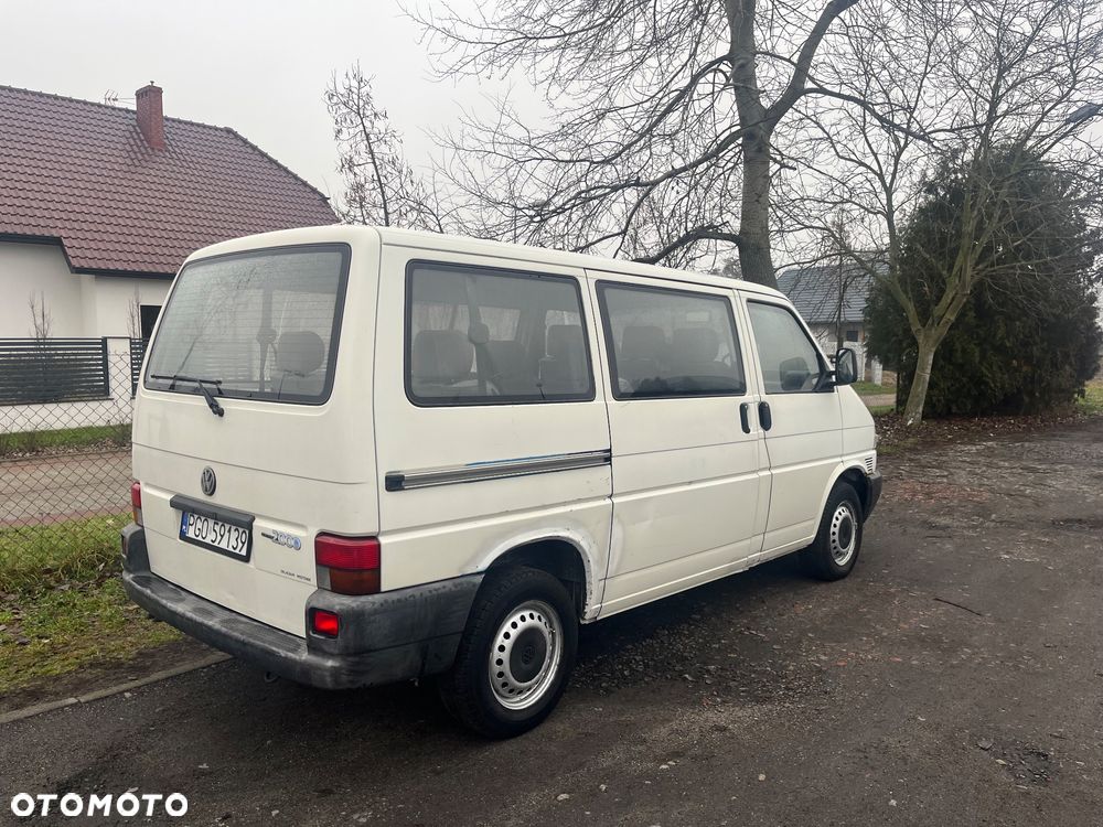 Volkswagen Caravelle Basis / CL - 3