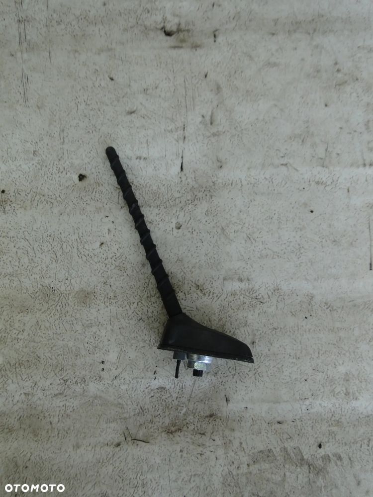 KIA PROCEED ANTENA DACHOWA RADIA EUROPA 07-10r - 1