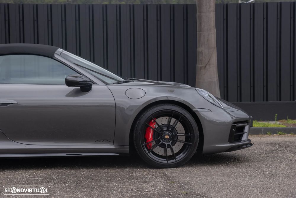Porsche 911 (992) Targa 4 GTS PDK - 31