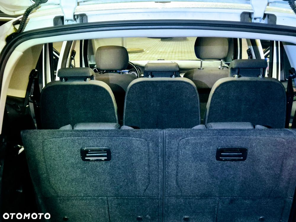 Ford S-Max 2.0 TDCi DPF Business Edition - 19