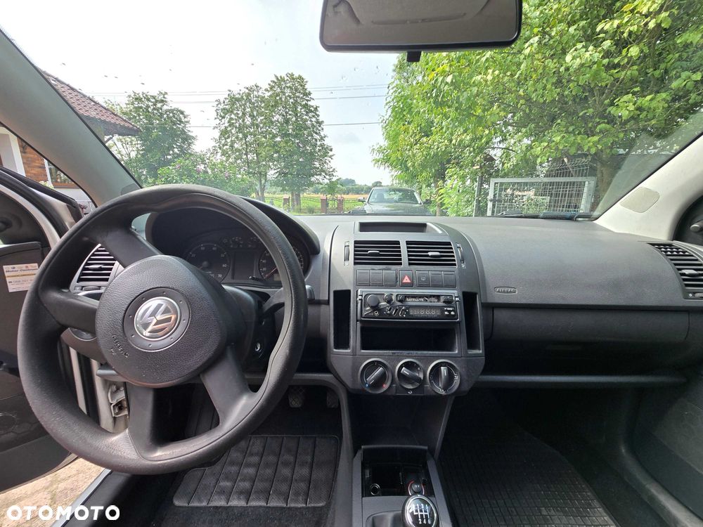 Volkswagen Polo - 5