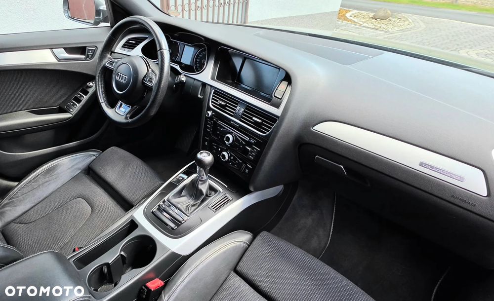 Audi A4 Avant 2.0 TDI DPF quattro S line Sportpaket - 6