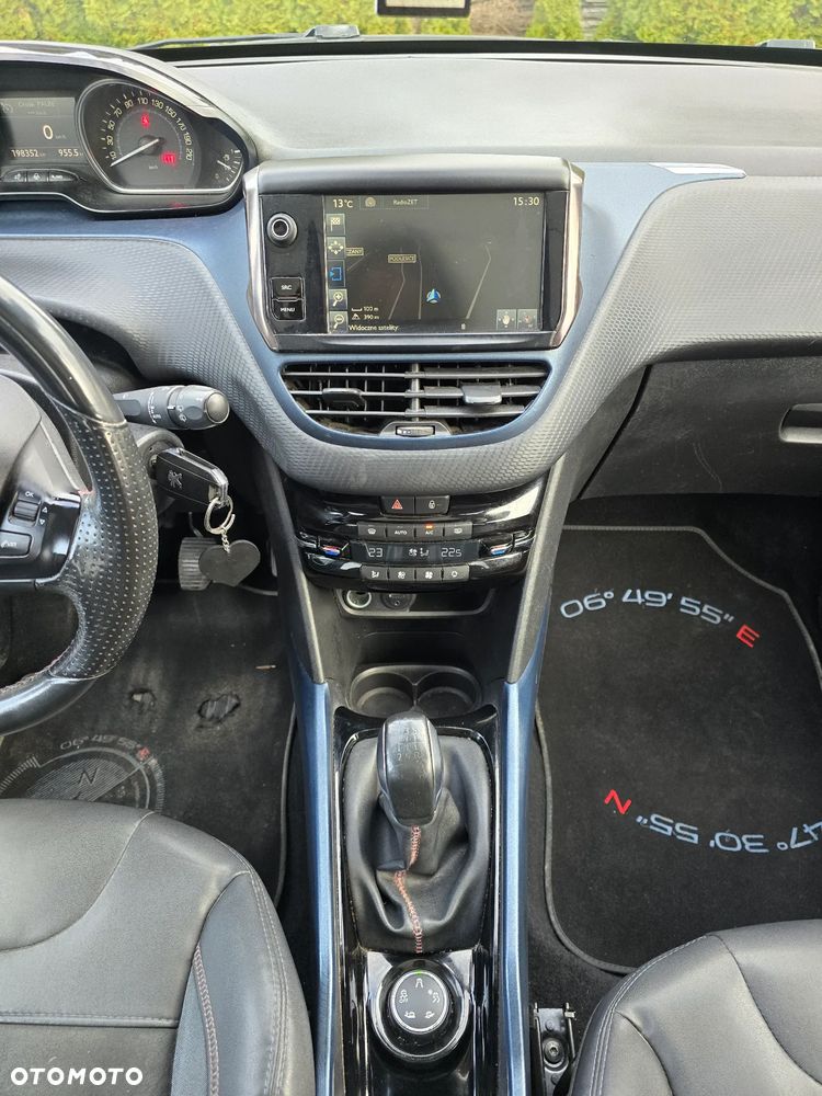 Peugeot 2008 1.6 VTi Allure - 14