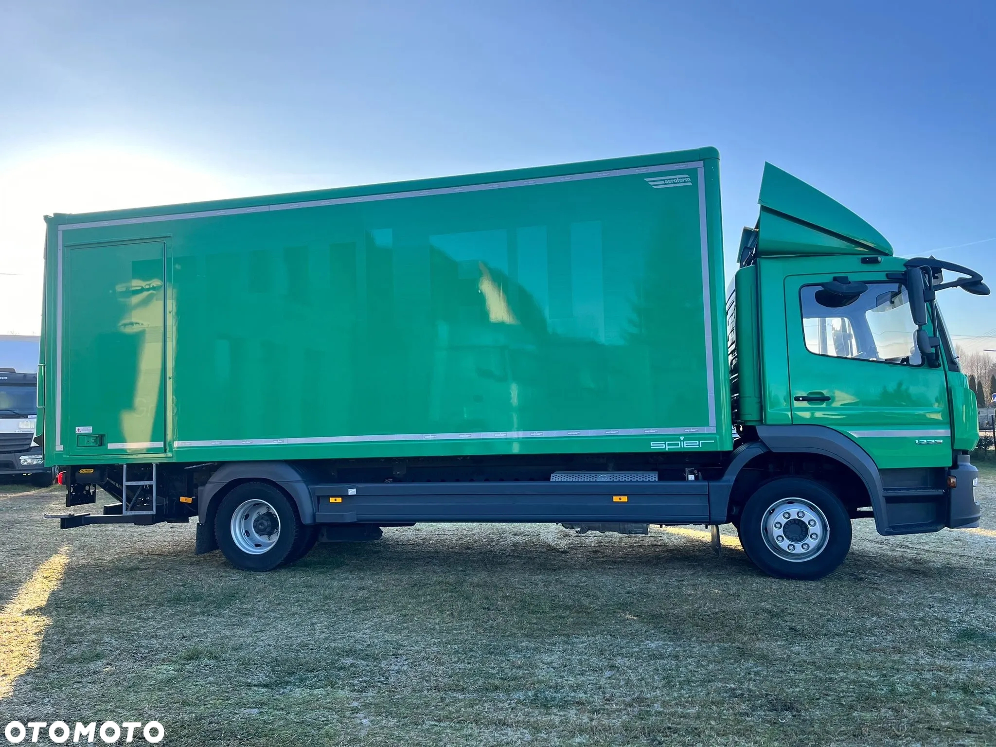 Mercedes-Benz ATEGO 1223L KONTENER 6.50 m | EURO-6 - 6