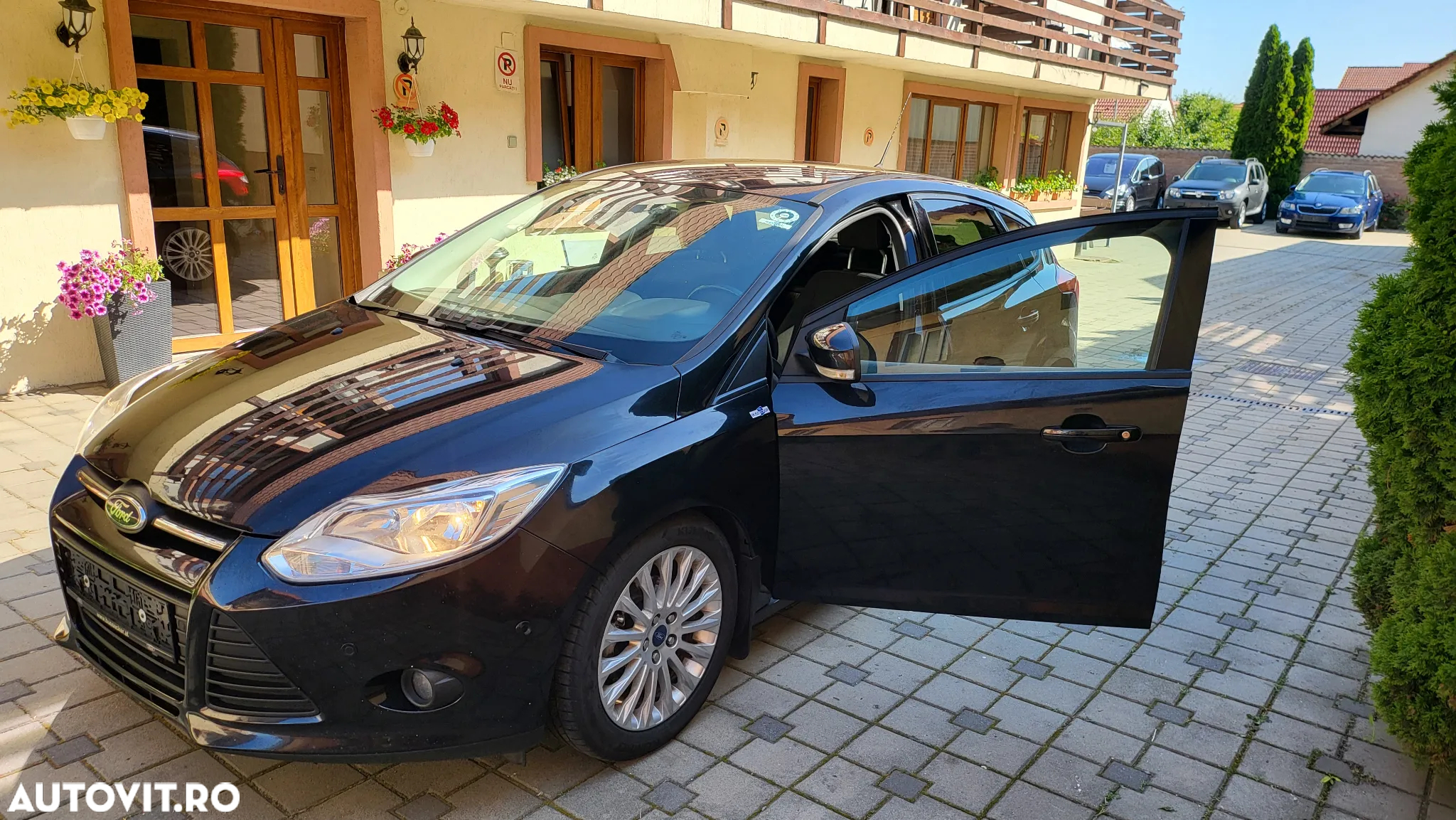Ford Focus 1.0 EcoBoost Start-Stopp-System TREND - 8