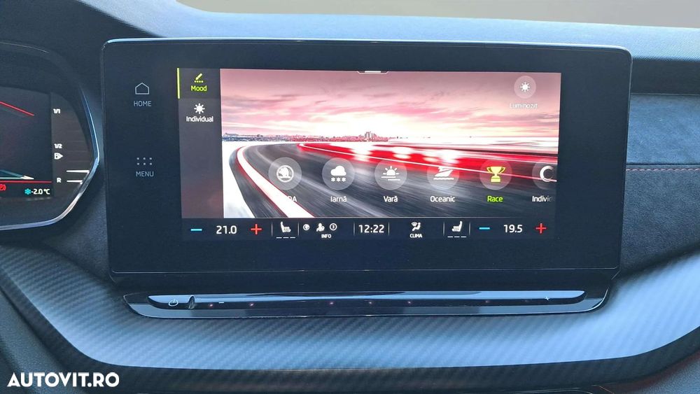 Skoda Octavia 2.0 245 TSI DSG RS - 23