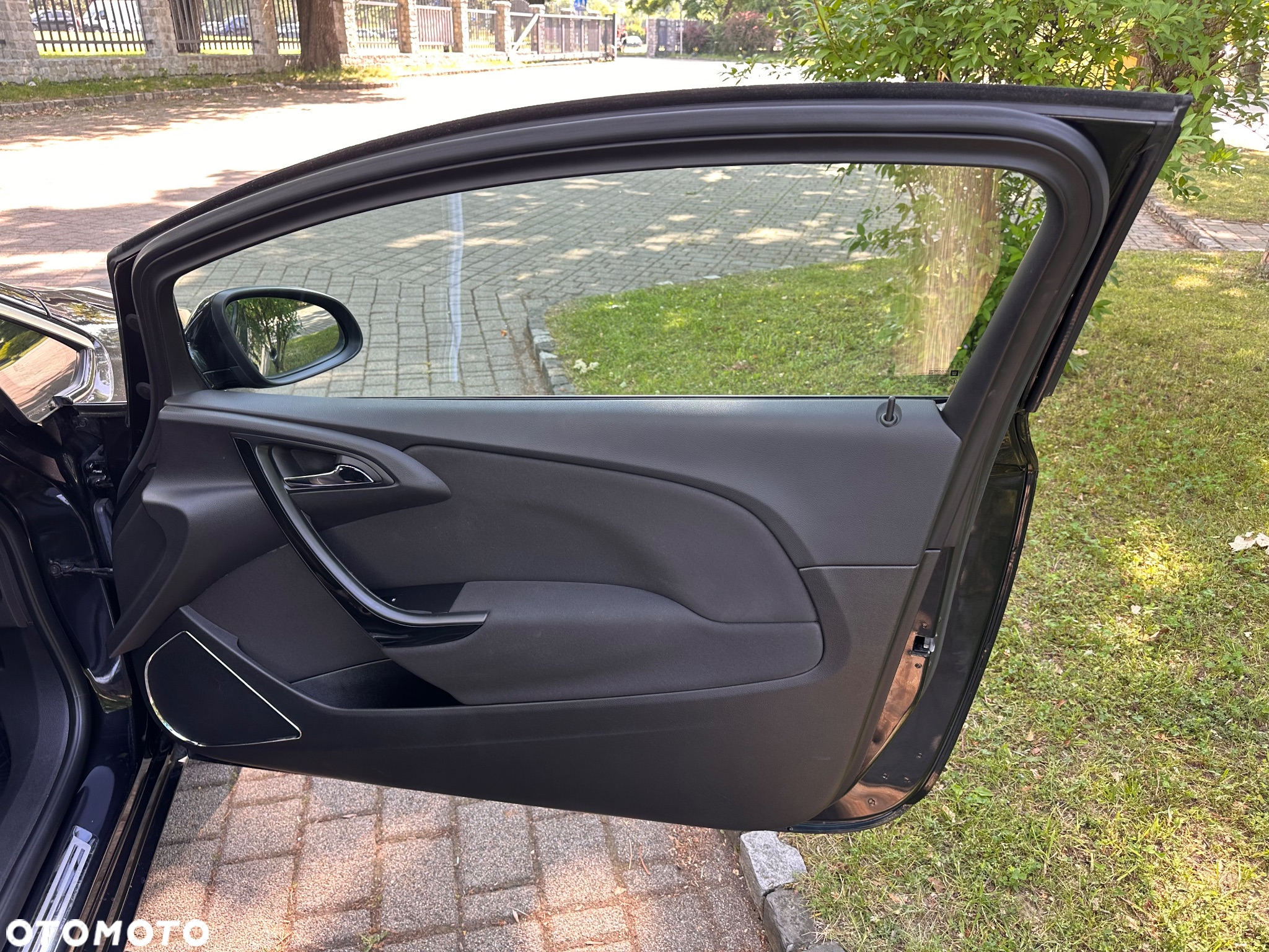 Opel Astra GTC 1.6 CDTI DPF ecoFLEX Start/Stop Active - 12