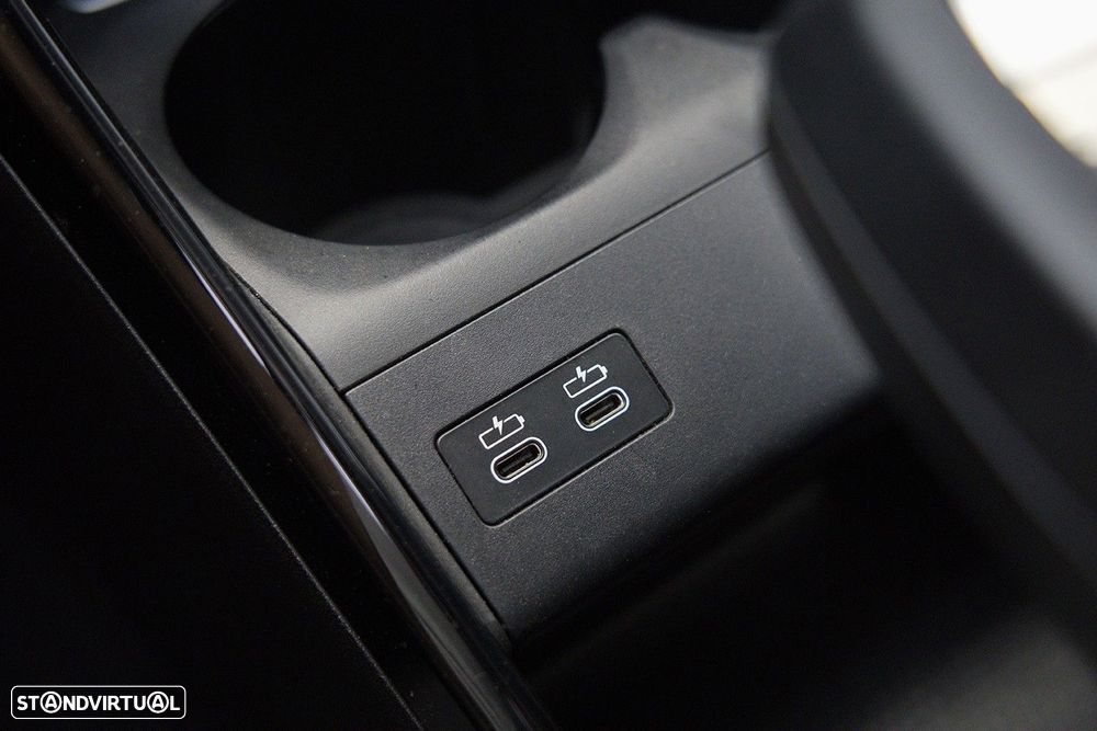 BMW iX2 eDrive20 - 35