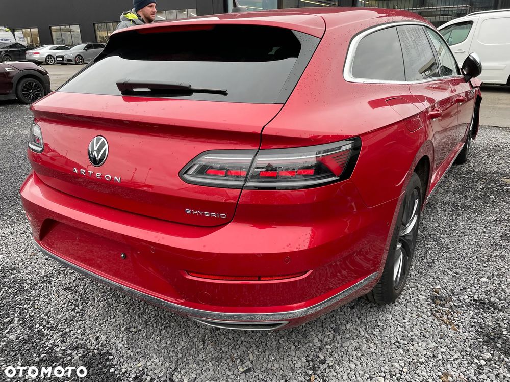 Volkswagen Arteon 2.0 TDI SCR DSG R-Line - 4