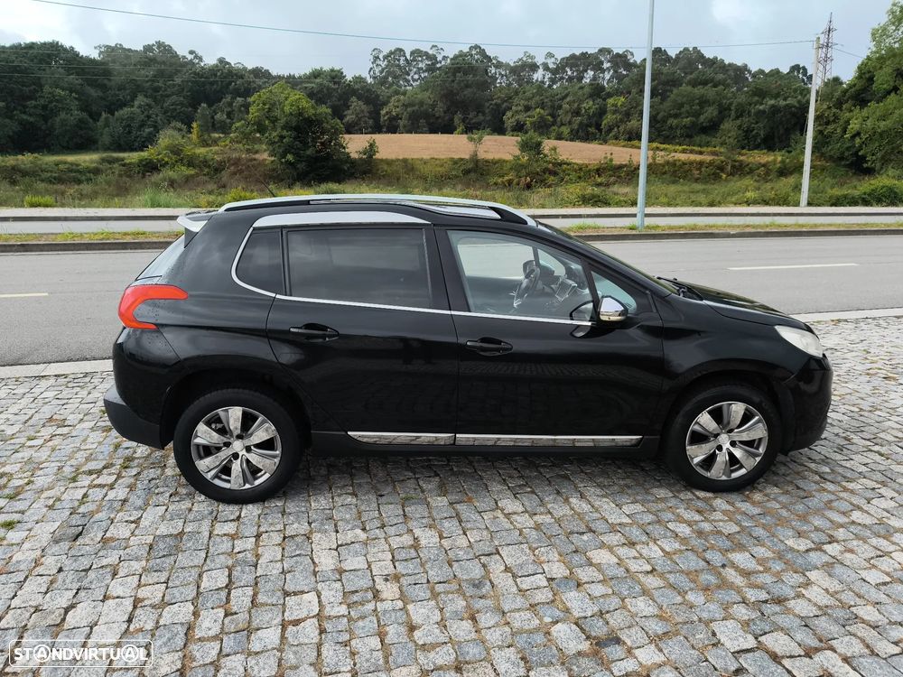 Peugeot 2008 1.2 PureTech Active - 4