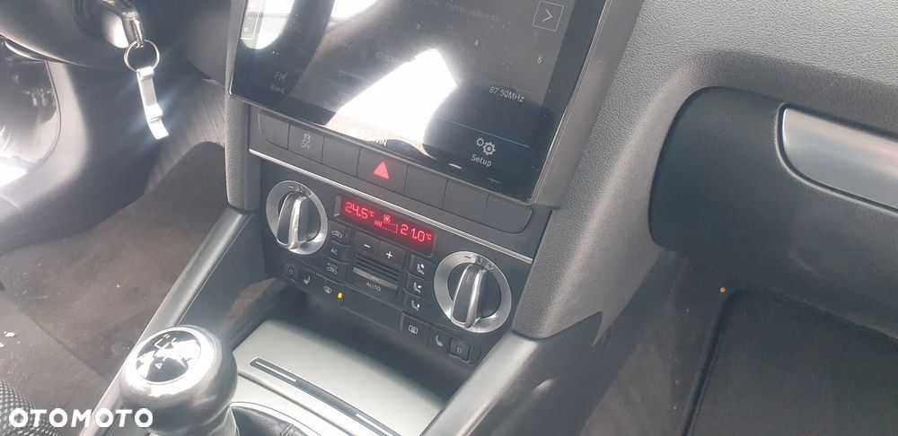Audi A3 Sportback 1.6 TDI DPF Attraction - 7