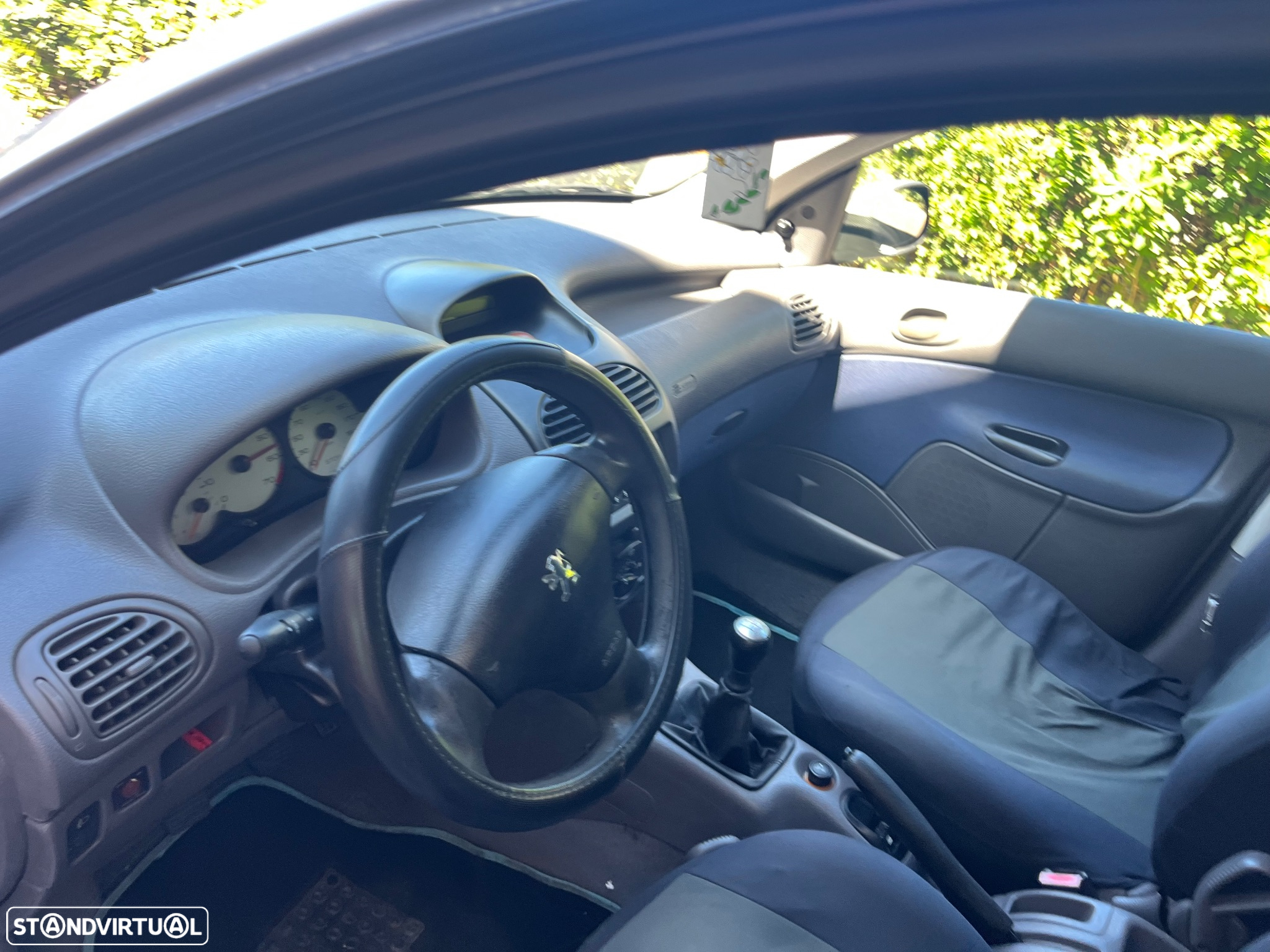 Peugeot 206 1.1 Color Line - 13