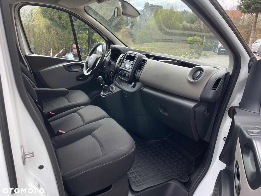 Renault Trafic 1.6 dCi - 10