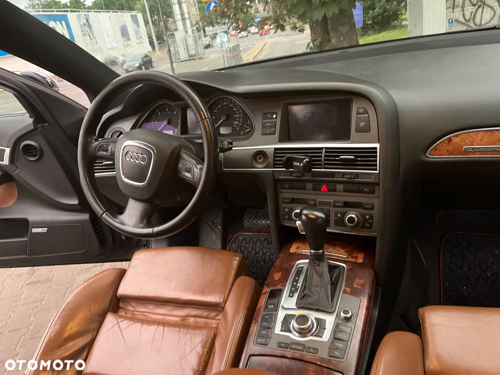 Audi A6 Avant - 32