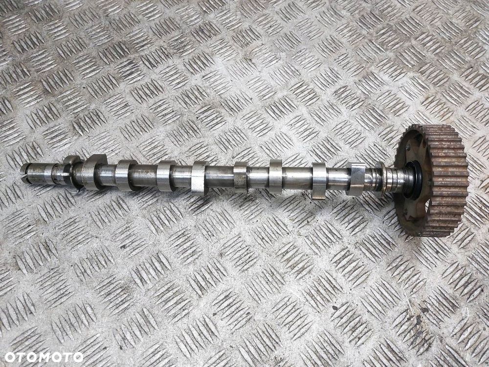 WAŁEK ROZRZĄDU KANGOO II 1.5 DCI K9K808 - 1