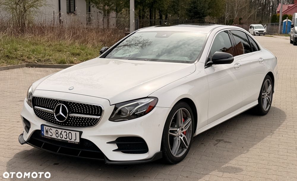 Mercedes-Benz Klasa E 300 9G-TRONIC AMG Line - 3