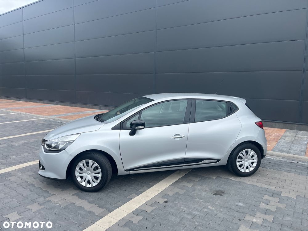 Renault Clio 1.2 16V Life EU6 - 5