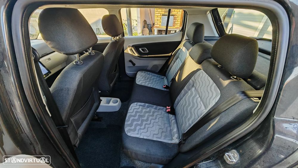 Skoda Fabia 1.2 Sport - 19