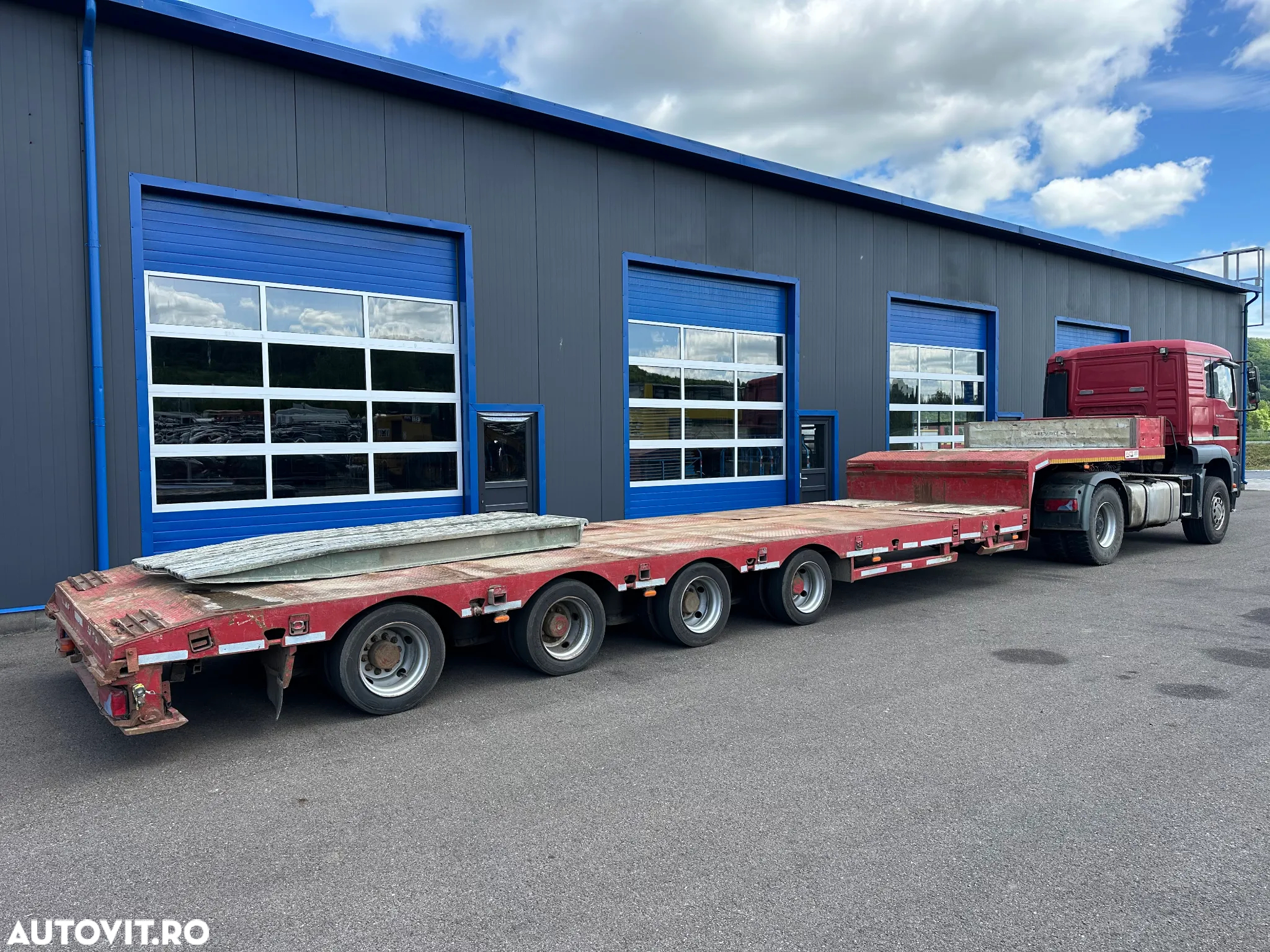 ES-GE •	Trailer ES-GE 4SOU-25-28.2N / Extensibil 19.5m  / Axa Viratoare / Axa Portanta - 4