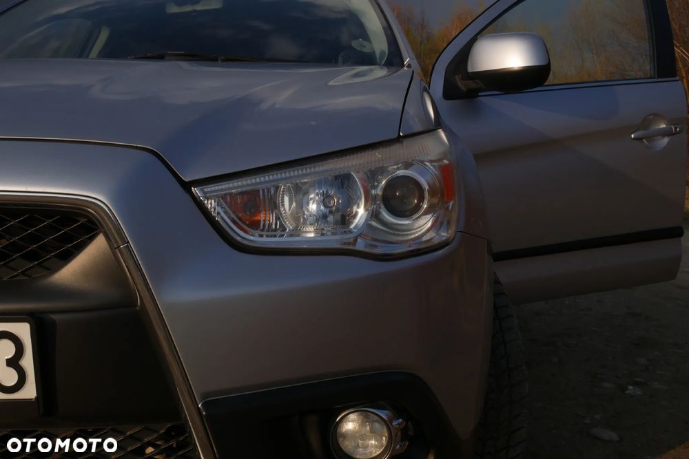 Mitsubishi ASX 1.8 DID Invite 4WD AS&G - 24