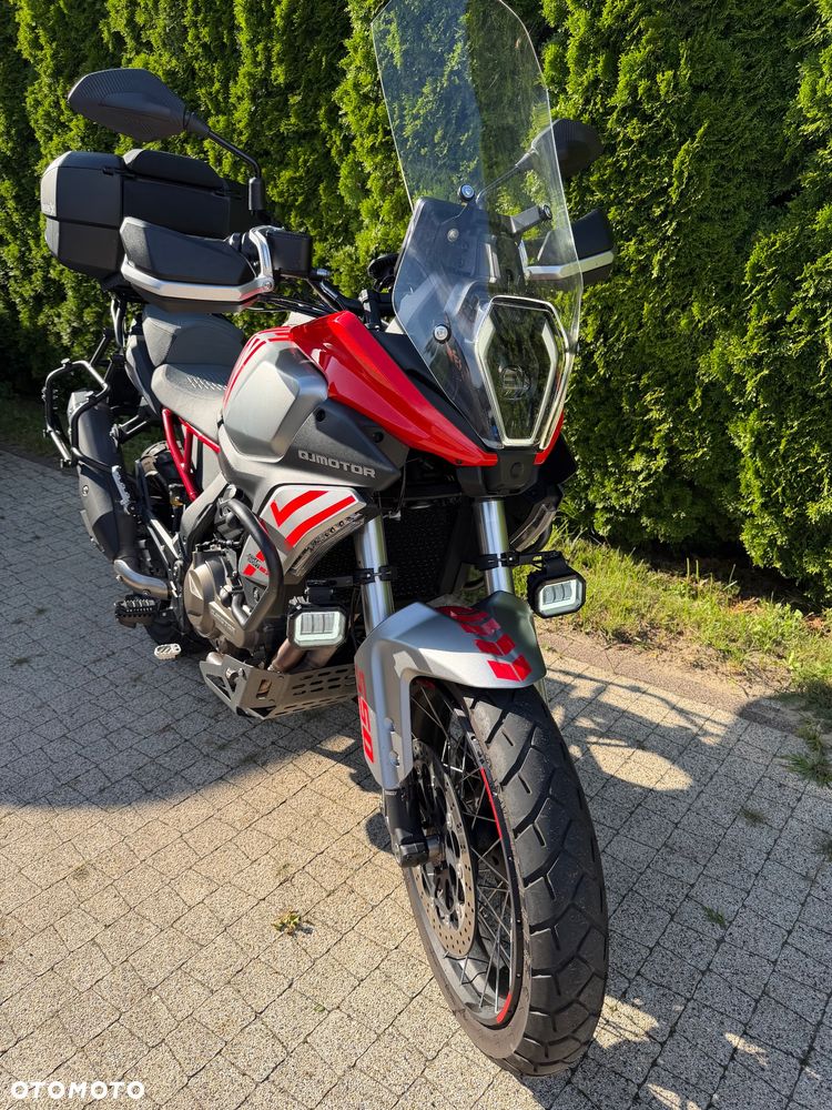 QJMOTOR SRT 600SX - 5