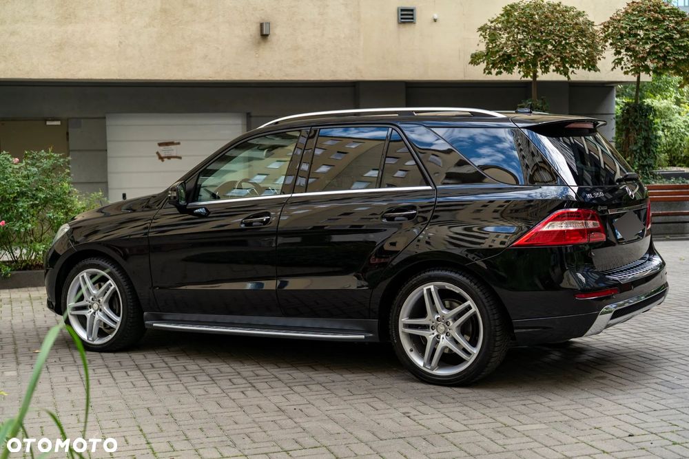 Mercedes-Benz ML - 4