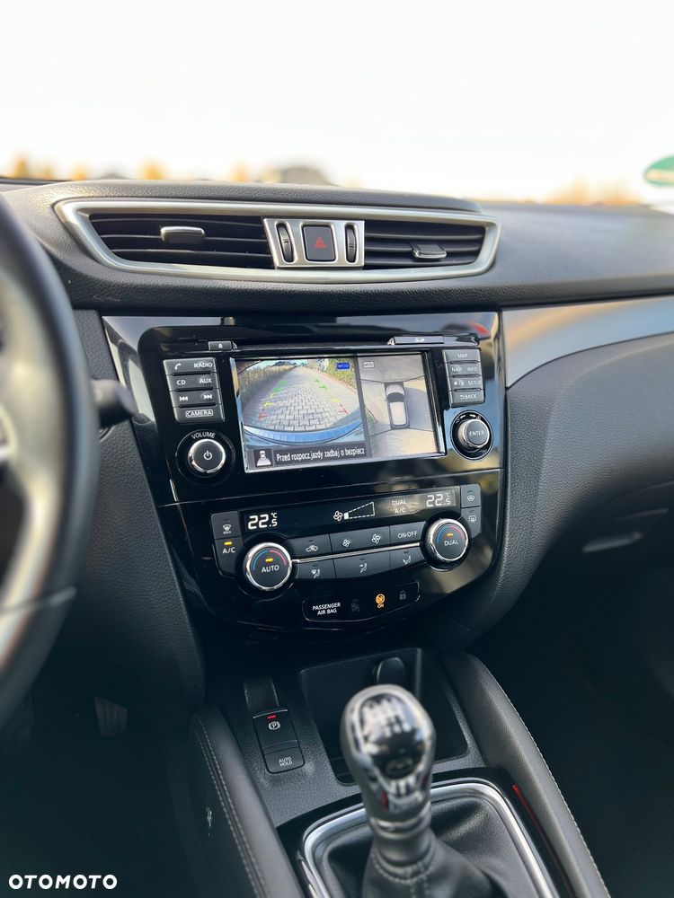 Nissan Qashqai 1.6 DIG-T TEKNA+ - 17