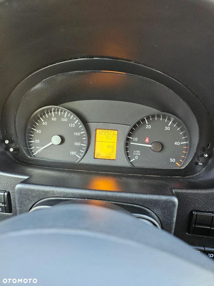Mercedes-Benz SPRINTER - 27