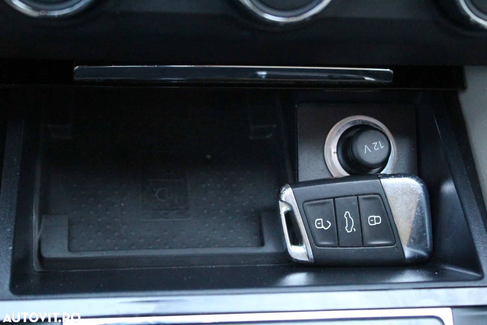 Skoda Superb 2.0 TDI DSG Laurin & Klement - 17