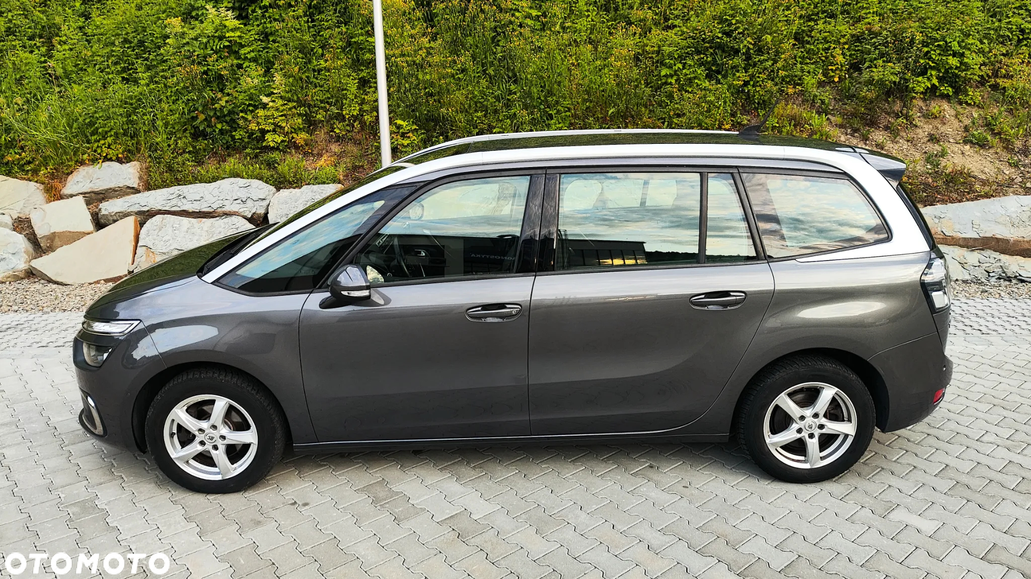 Citroën C4 Grand Picasso BlueHDi 120 Exclusive - 11