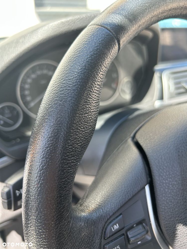 BMW Seria 3 318d Advantage - 13