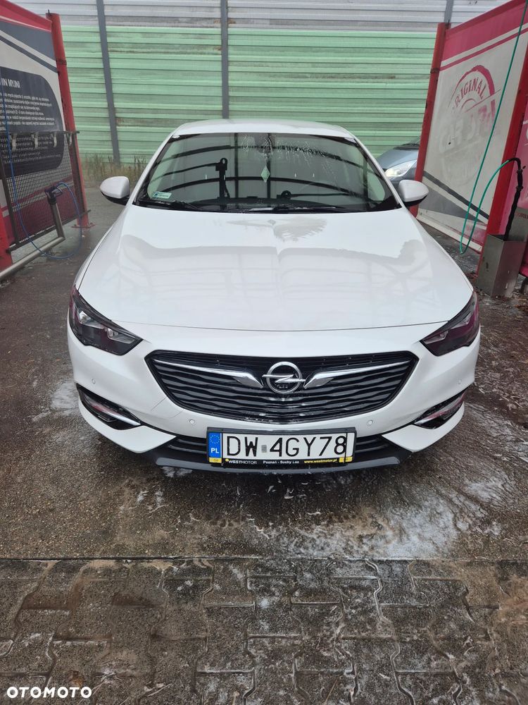 Opel Insignia - 2