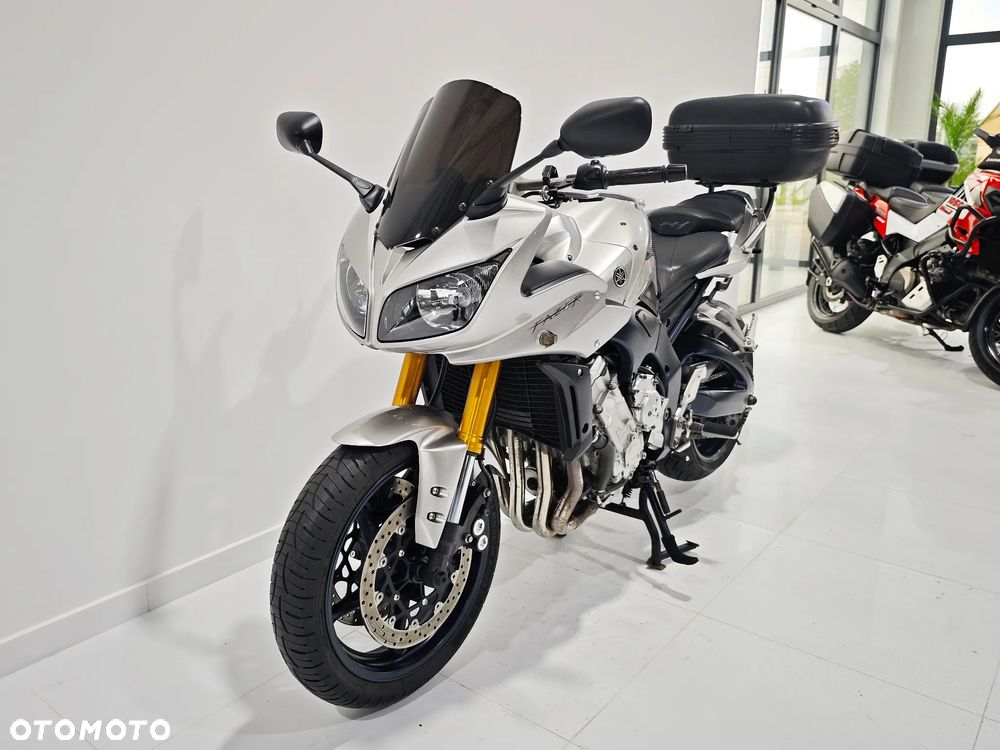 Yamaha FZ - 4