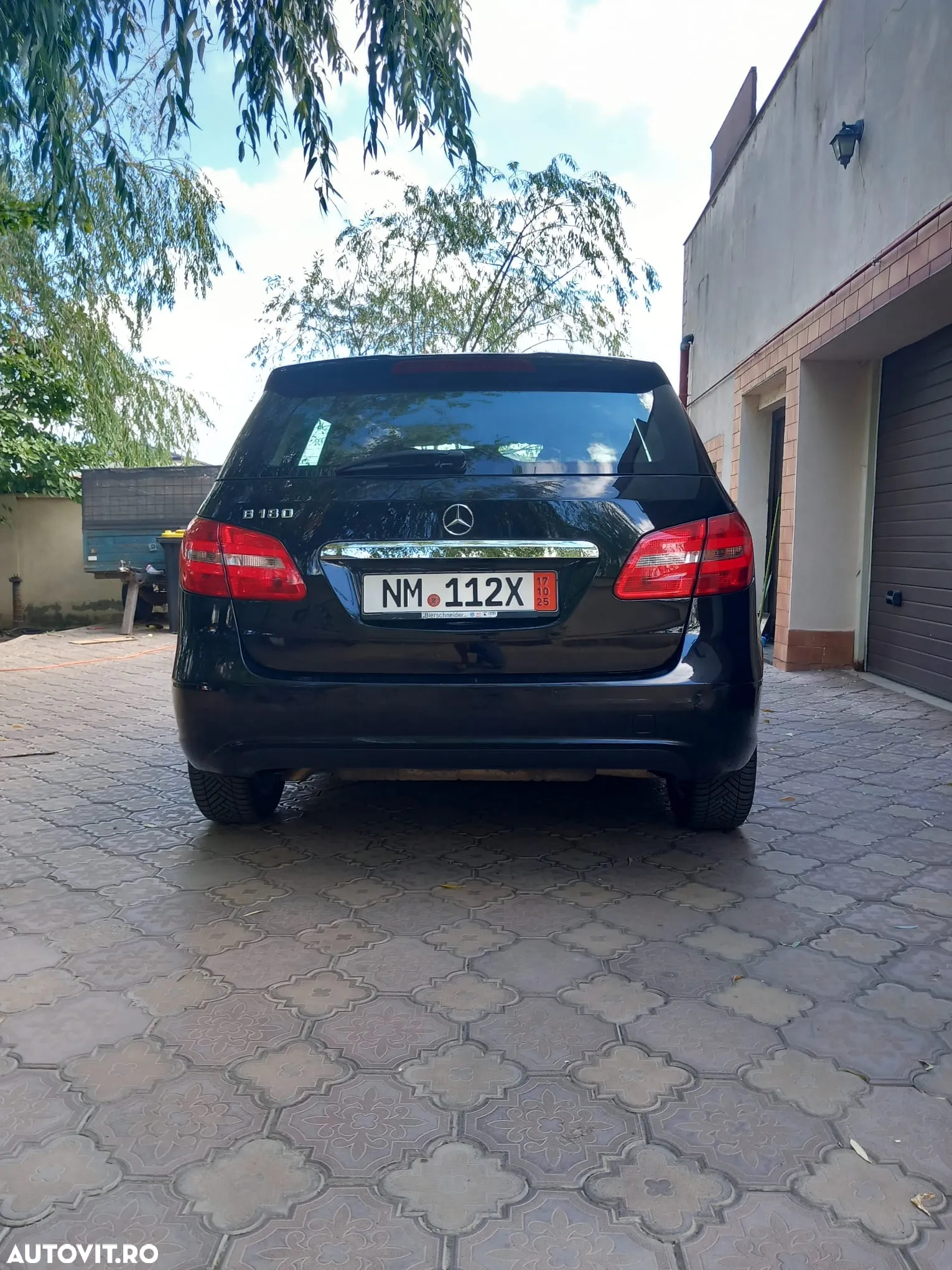 Mercedes-Benz B 180 BlueEFFICIENCY - 15