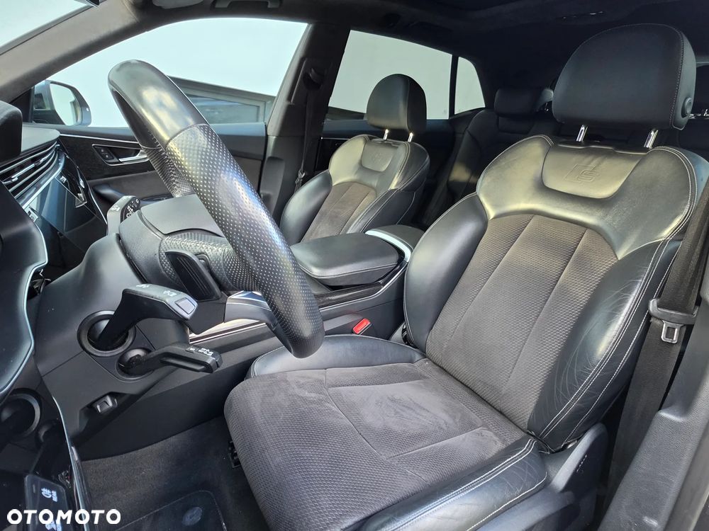 Audi Q8 50 TDI mHEV Quattro Black Edition Tiptronic - 14