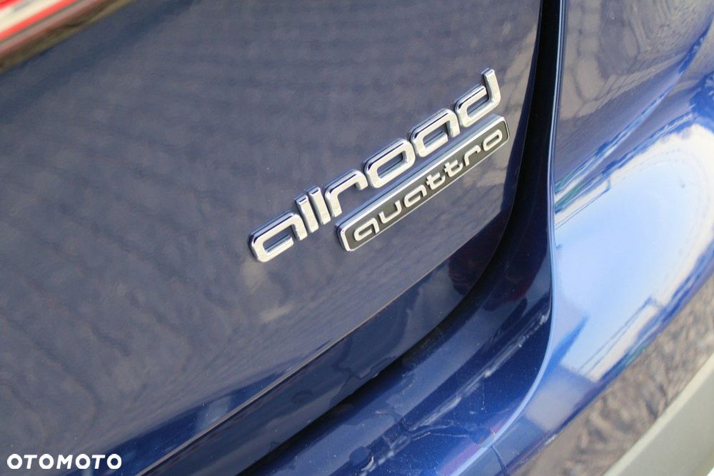 Audi A4 Allroad - 12