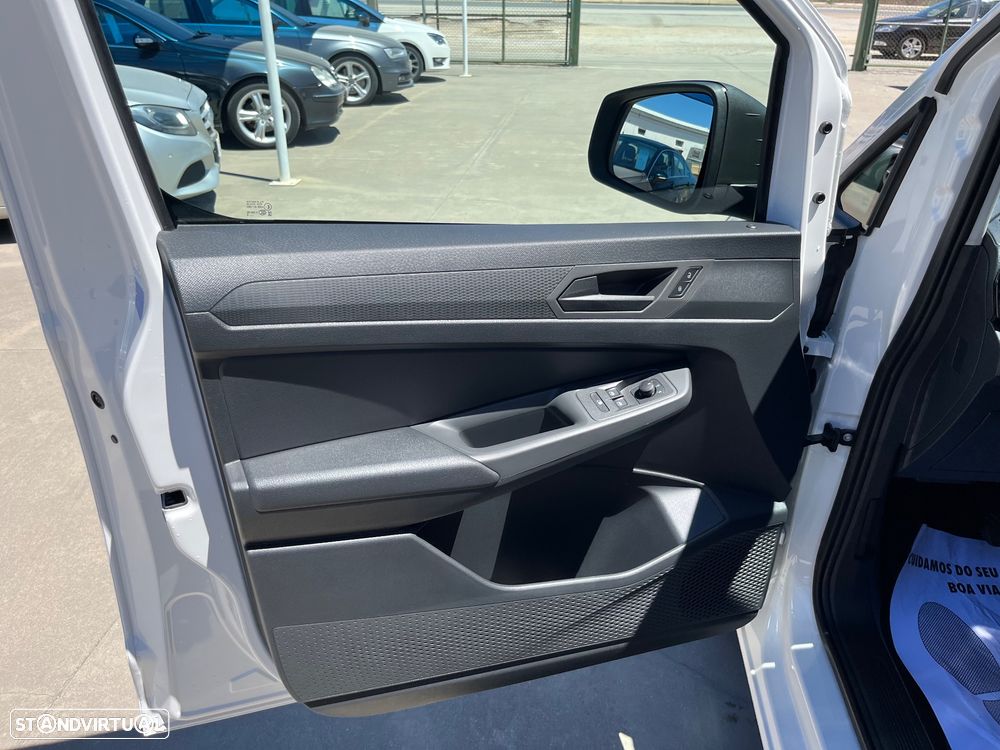 VW Caddy Maxi Cargo 2.0 TDi 102Cv Business L2H1 - 27