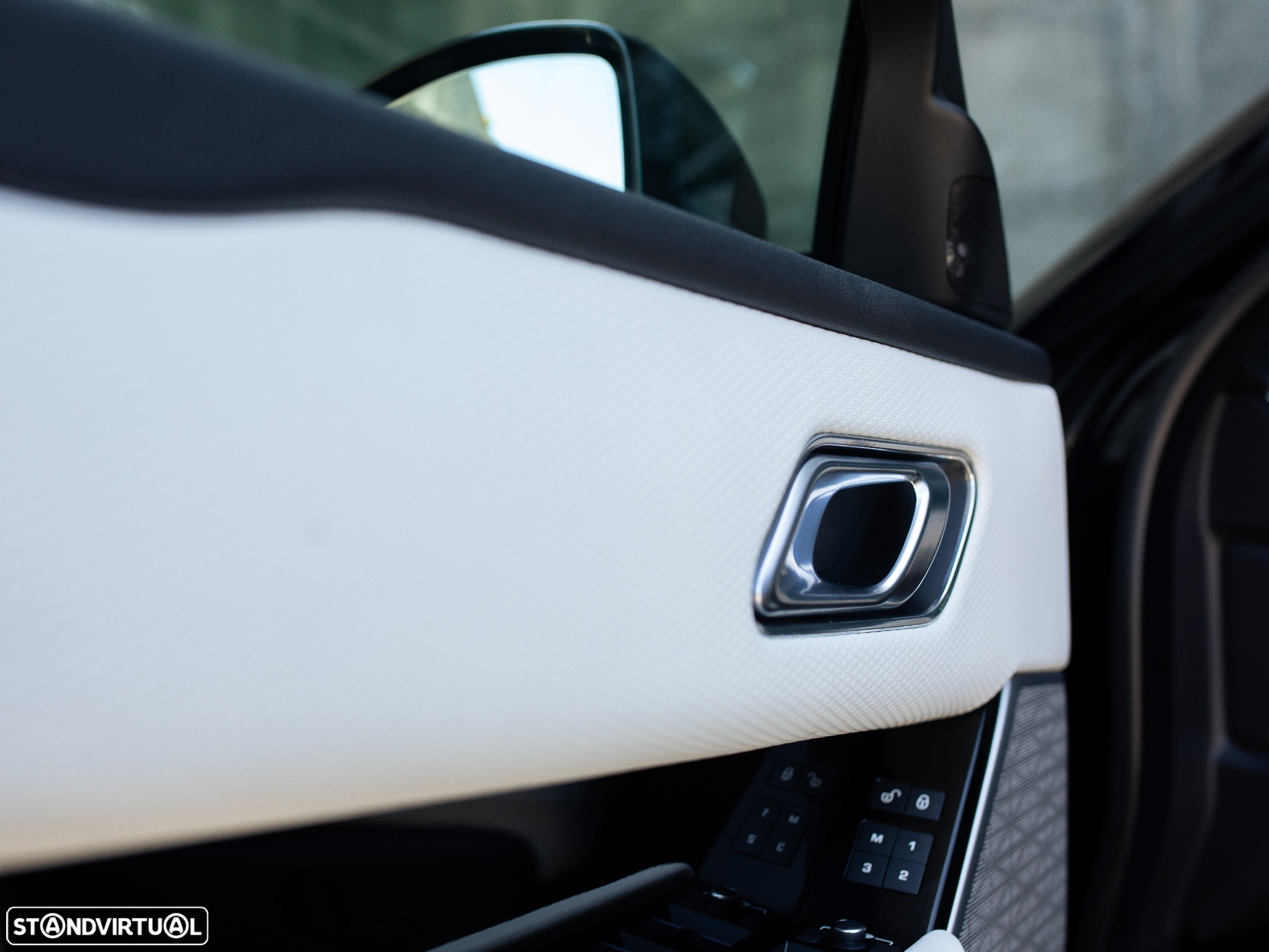 Land Rover Range Rover Velar 2.0 D R-Dynamic HSE - 38