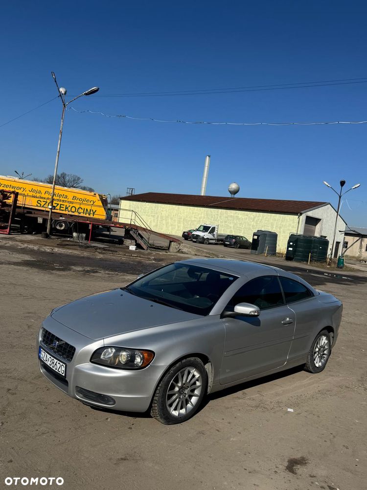 Volvo C70 2.0D Momentum - 1