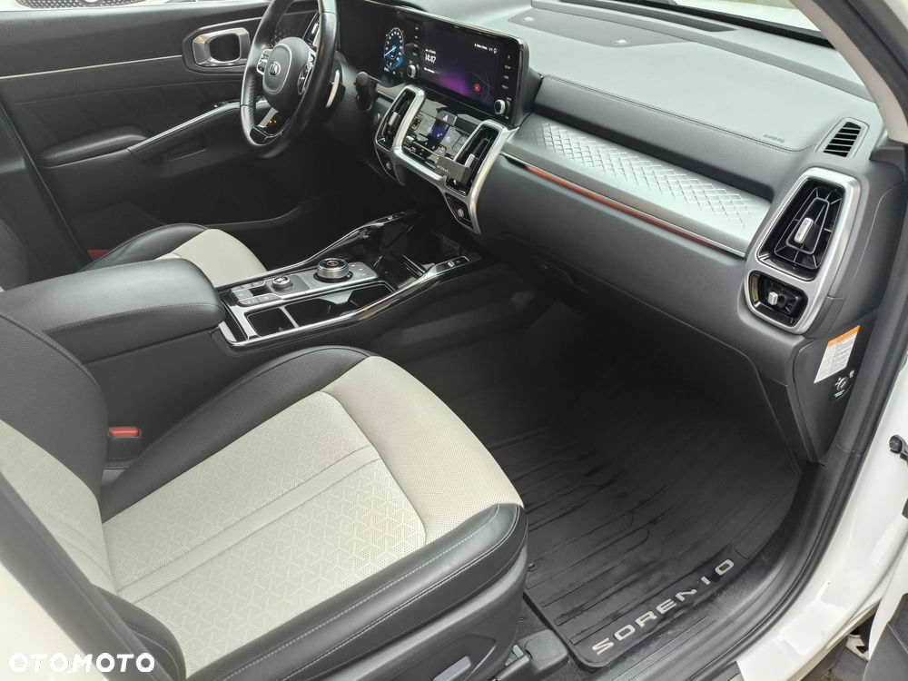 Kia Sorento 1.6 T-GDI HEV XL 4WD 7os - 13